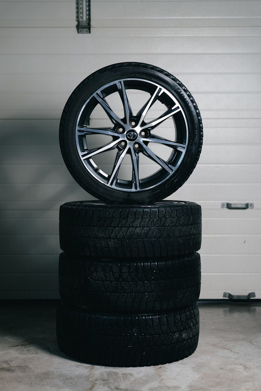 Wheels and tires service